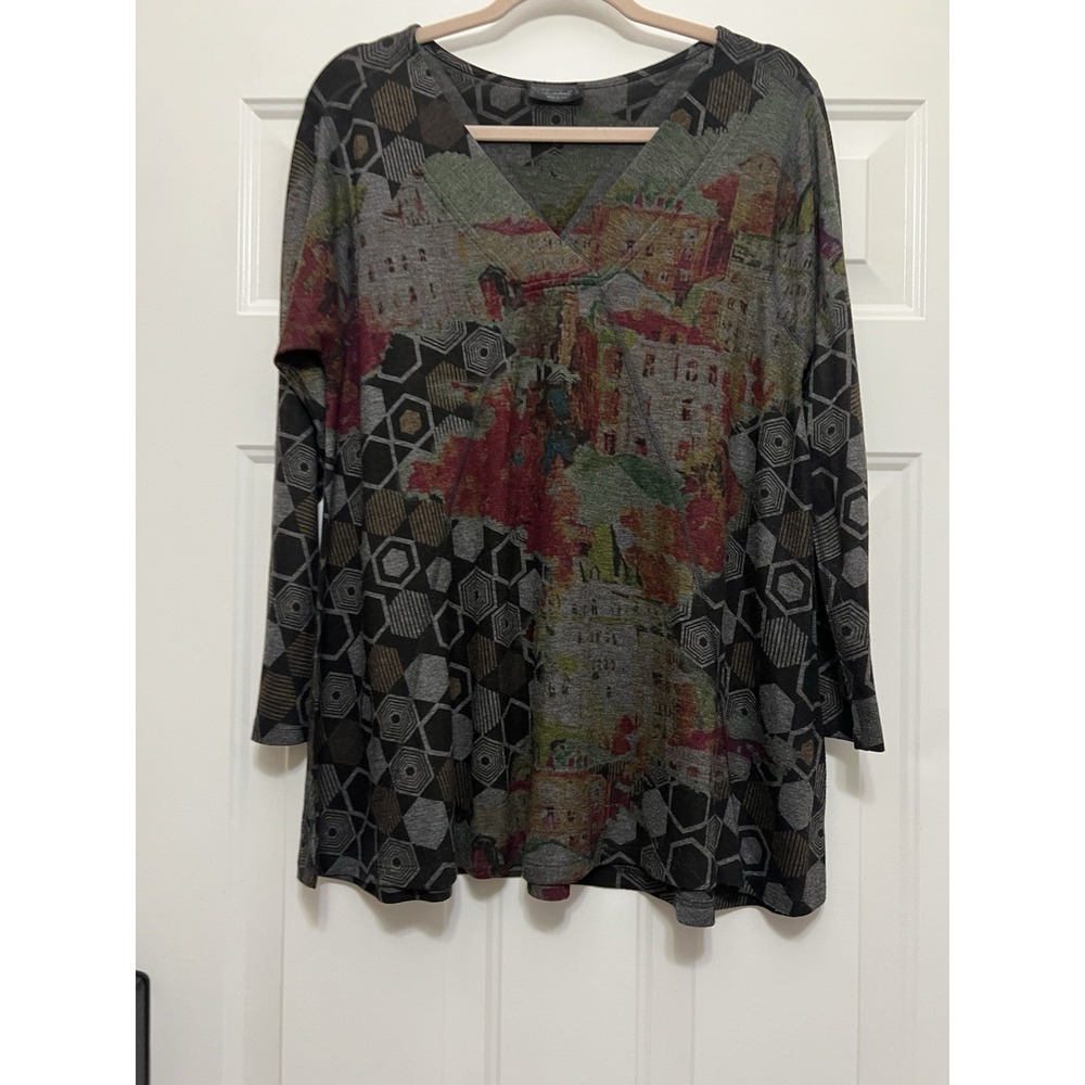 Inoah Short Sleeve‎ Tunic Shirt Wear Art Size Small Boho Floral Wearable